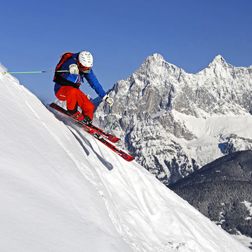 Sonnen-Skilauf bei besten Pistenverhältnissen in Ramsau am Dachstein